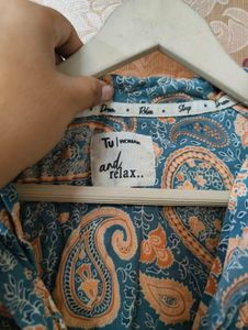 Stylish Paisley Print Button-Up Top