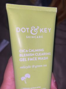 Dot &amp; Key Cica Calming Face Wash
