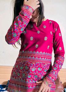 Vibrant Pink Floral Kurti