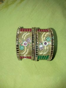 Embellished Jaipuri Bangles