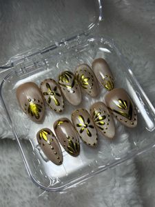 Navratri Special Nude Shimmer