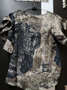 Unique Print Ruffle Sleeve Top