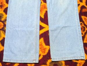 vintage 1990's Baggy Light Wash Jeans