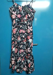 Tokyo Talkies Navy Blue Floral Midi Dress Trendy👗