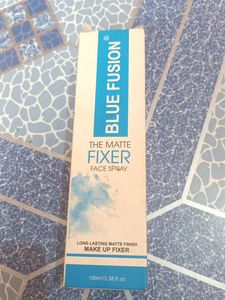 Blue Fusion The Matte Fixer Face Spray