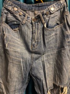 Distressed Wide Leg Jeans with adjustable waist