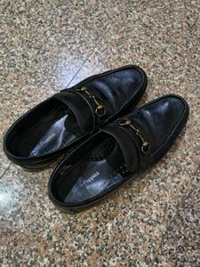 Classic Formal Black Leather Loafers