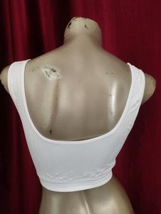 133 - Light Weight Yoga Shorts Bra