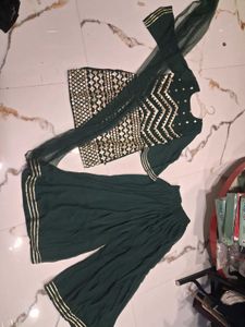 Elegant Emerald Green Kurta Set with Dupatta
