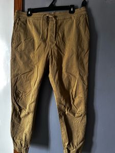 Zara Men's Brown Jogger Pants