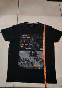 Black Graphic Print T-Shirt