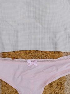 seamless Comfortable braa + Briefs Set
