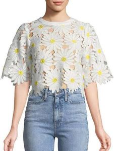 Chic Daisy Lace Cropped Top