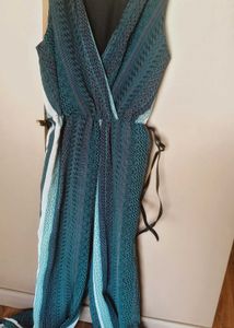 Sleeveless Jumpsuit With Belt