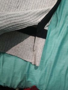 Gray Knit Skirt