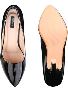 Classic Black heels 👠✨