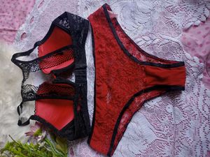 Sexy Red &amp; Black Lace Lingerie Set