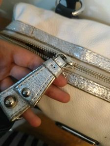 Chic Hobo Bag - White &amp; Tan