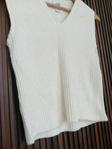 Cream Ribbed V-Neck Sleeveless Sweater