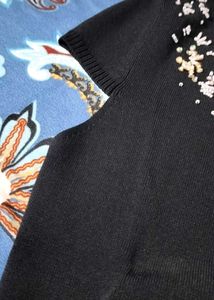 CHIC EMBELLISHED BLACK TOP