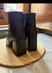 Chic Black Heeled Ankle Boots