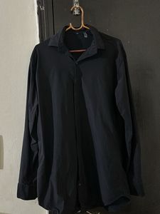 black shirt