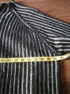 High neck full sleeved sweater