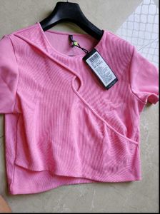 Chic Pink Ribbed Cut-Out Top