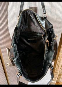 Stylish Black Leather Handbag