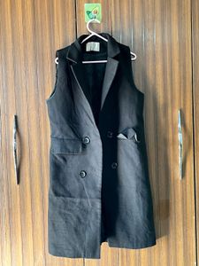 Chic Black Sleeveless Blazer Vest