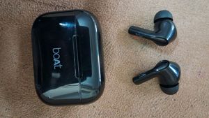 boAt airdopes 161 Earbuds