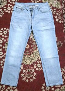 Lee Jeans