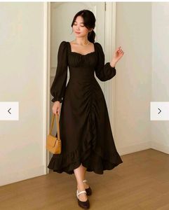 brown dress