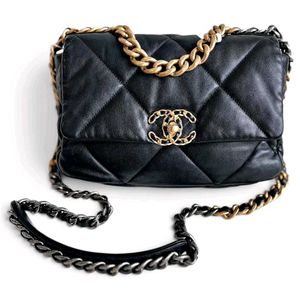 Chanel 19 quilted bag