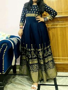 Elegant Navy & Gold Anarkali