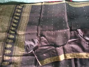 GentlyUsed Elegant SiecoGadwalSaree + StichedBl