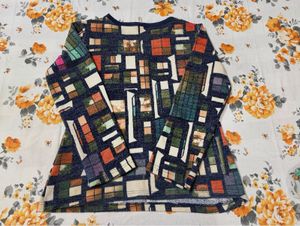Geometric Print Long Sleeve Top