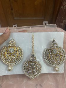 Mang Tika Earrings Set
