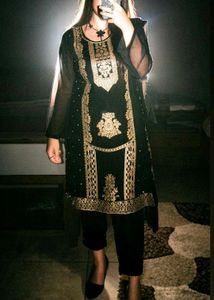 Elegant Black & Gold Embroidered Kurta Set