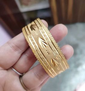 Gold-plated Bangle