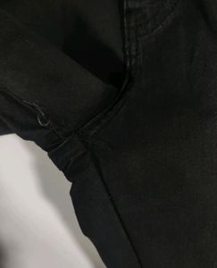 Black Skinny Fit Jeans (Women)