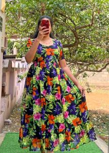 Gown georgette