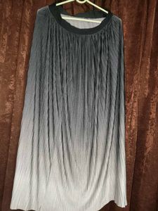 Gorgeous Ombre Pleated Long Skirt - Grey to White