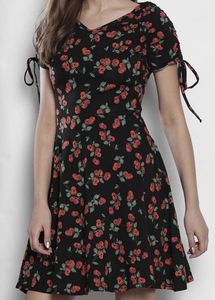 Brand New Dorothy Perkins Fit N Flare Dress