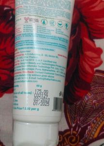Combo Of 🌹 Rose Hilighter And Sunscreen