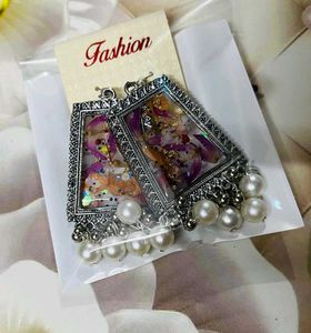Floral Resin Drop Earrings