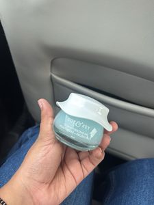 Dot &amp; Key Hydrating Gel Moisturizer