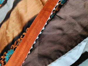 🇳🇿💫🎀Stylish Striped Saree with Embellished
