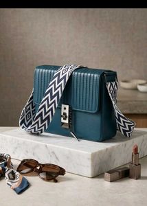 Chic Blue Textured Crossbody Sling Bag 💙