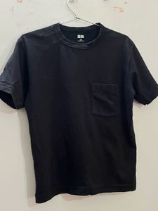 Uniqlo Classic Black Pocket T-Shirt